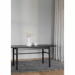 Rowico AB AKITA Ruokapöytä Ovaali 190 X 90 Cm -Myynti Säilytyskalusteet Akita ruokapoyta musta 119754 miljoo