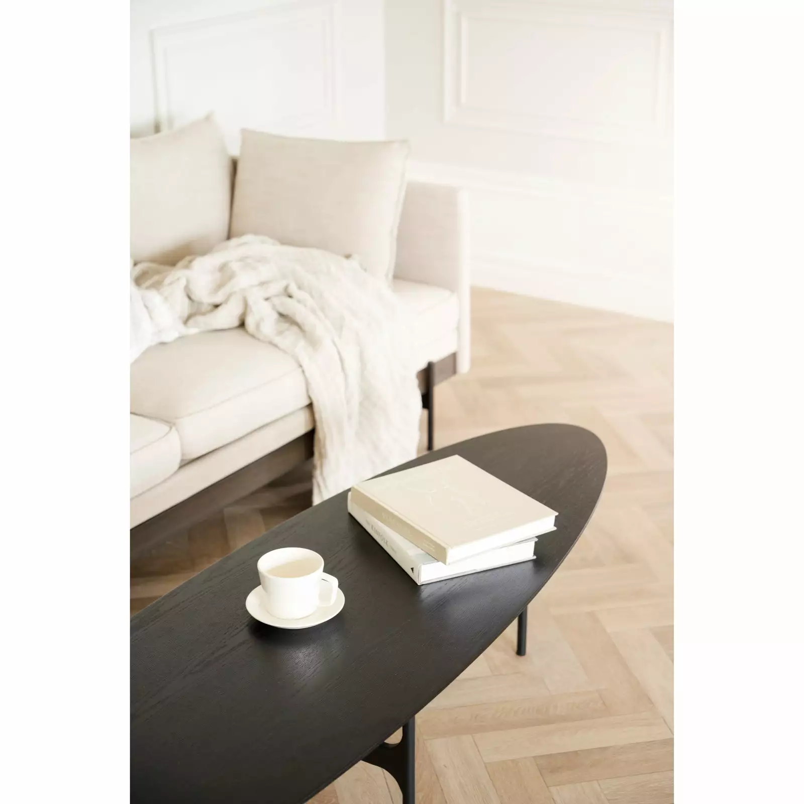 Rowico AB COLTON Sohvapöytä Ovaali 180 Cm 9 Rowico AB COLTON Sohvapöytä Ovaali 180 Cm - Image 9