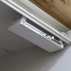 Niemen Tehtaat Oy WINGS Liukuovikomeron Hidastinpari